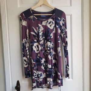 Simply Vera Wang Floral Tunic Top Size Medium